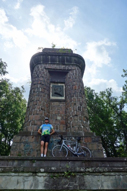 DSC01858 (853x1280) (2)